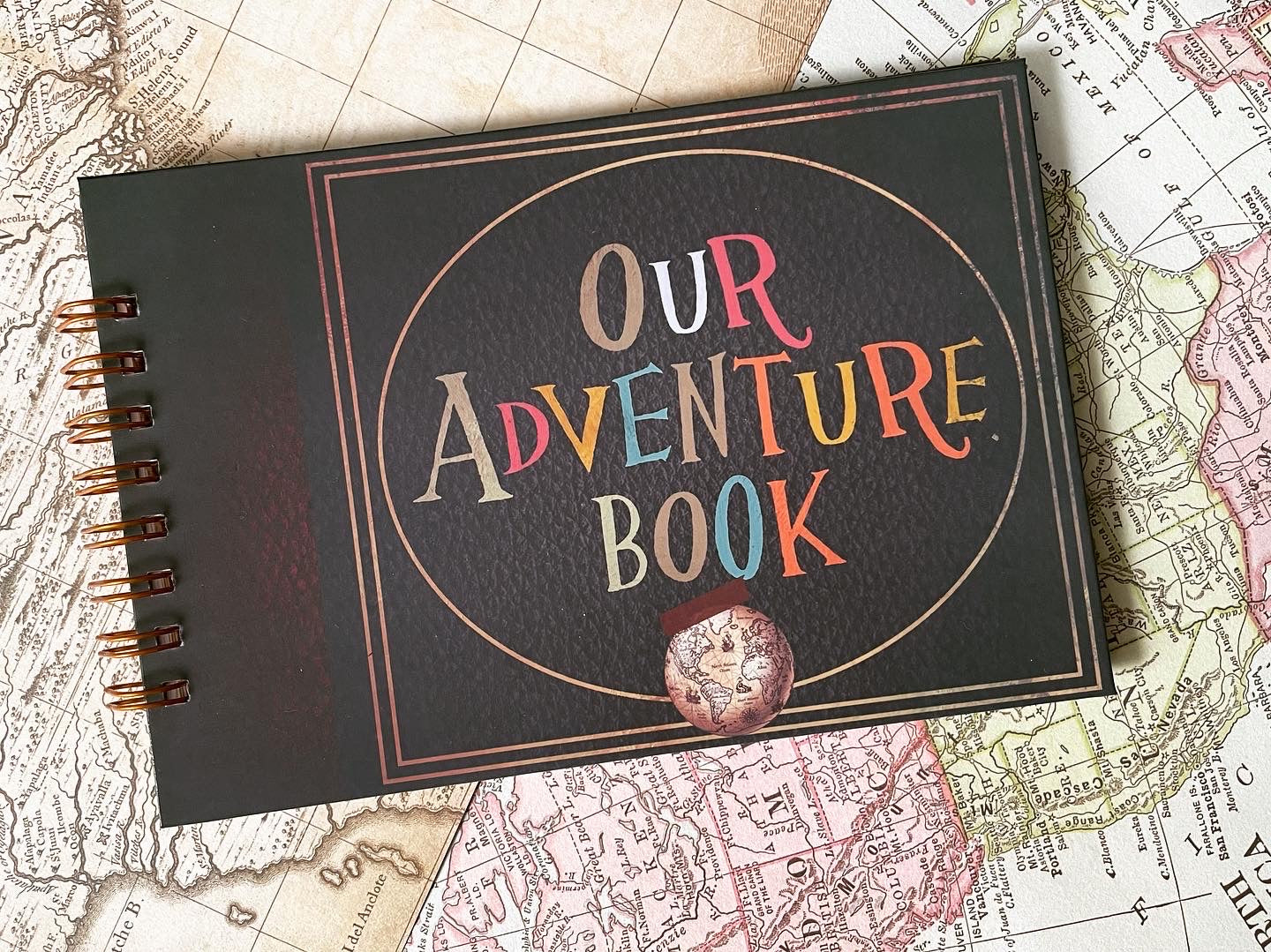 Álbum Our Adventure Book